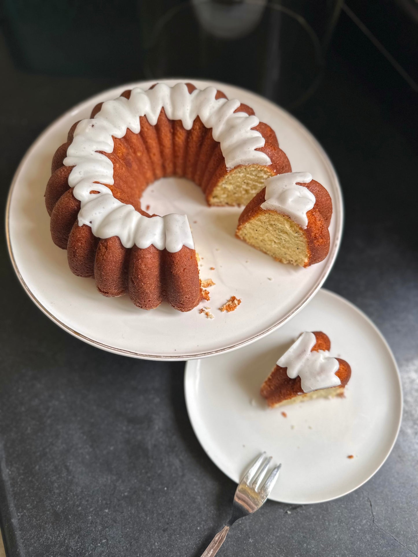 Lemon Poppy Seed Bundt Cake