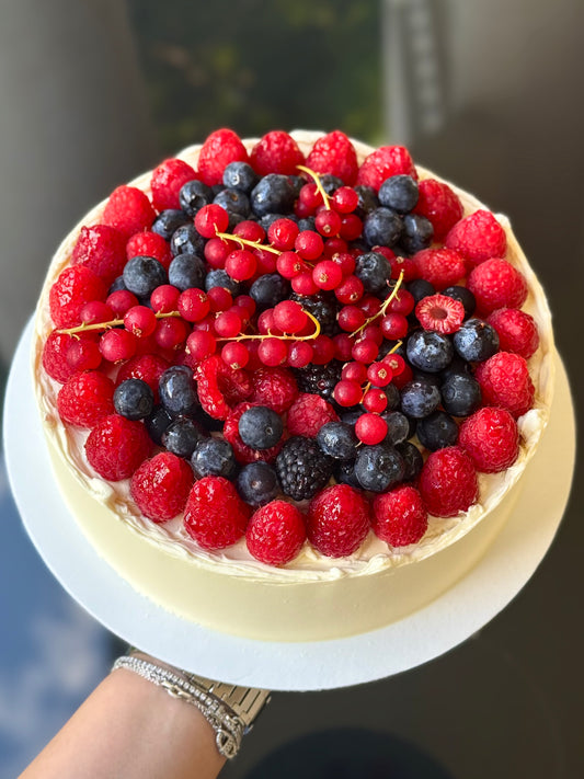 Seasonal Berries Shortcake